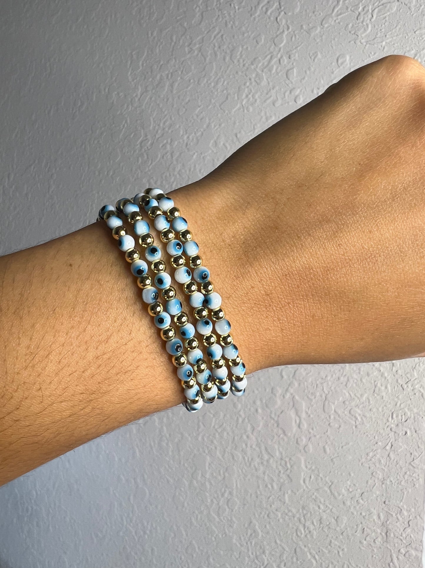 Pulsera de ojitos