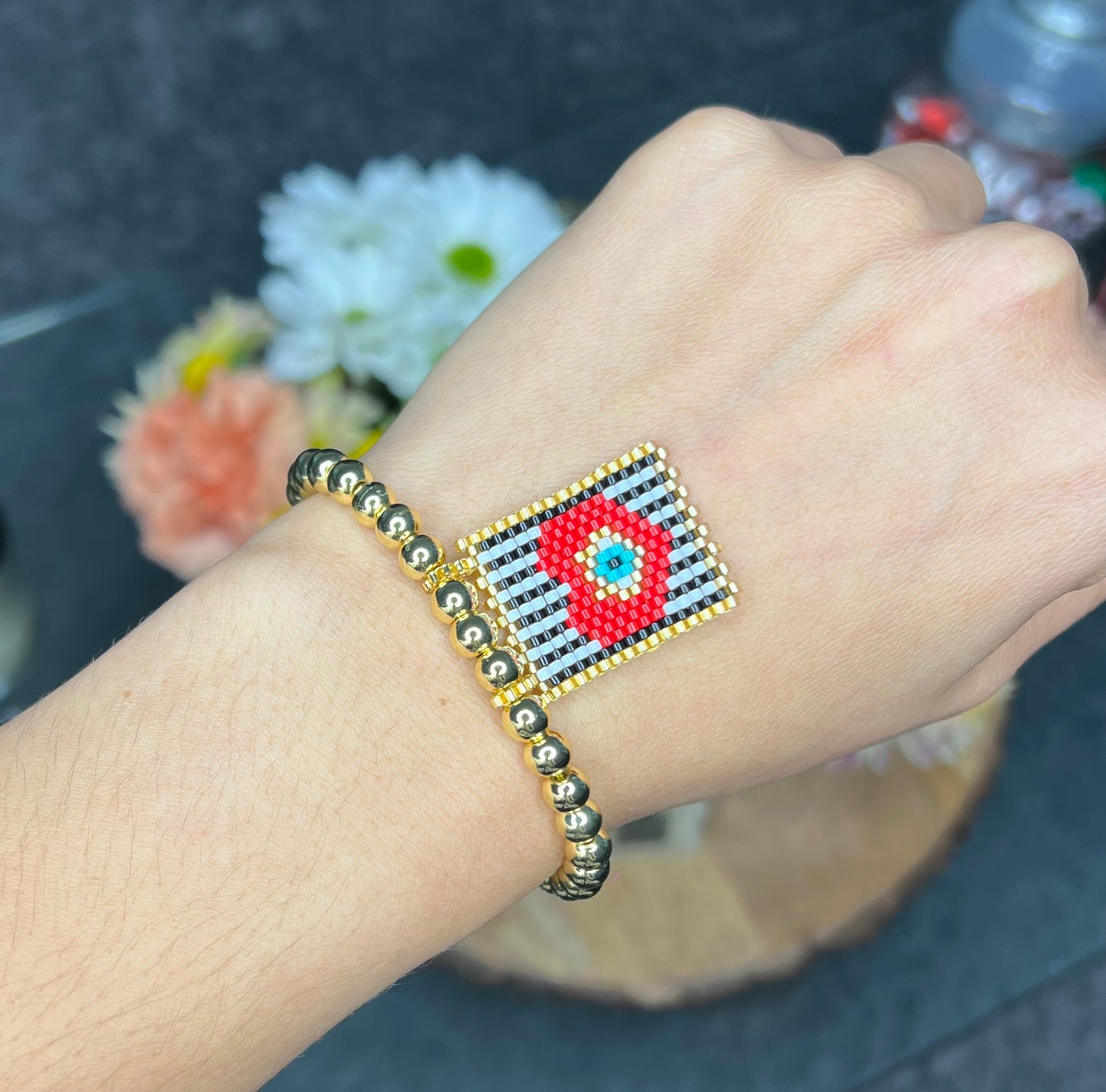 Heart/eye bracelet