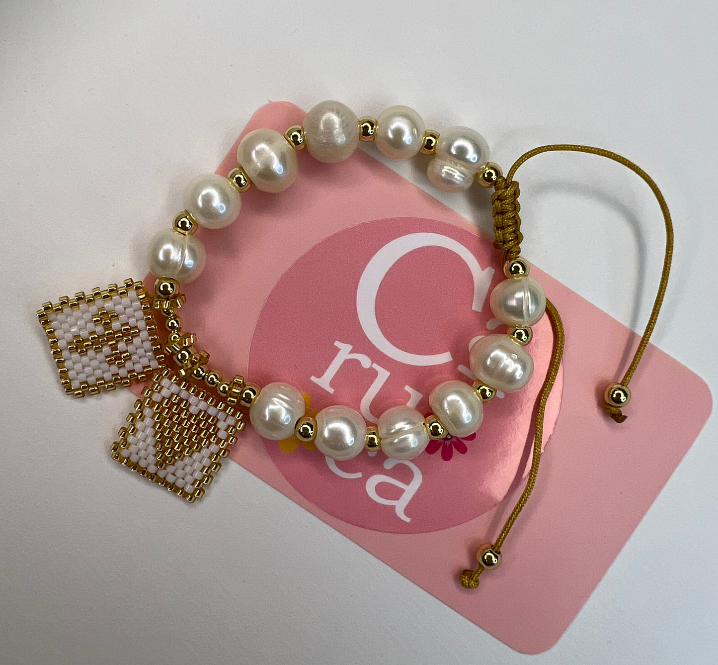 E. Bracelet Pearls